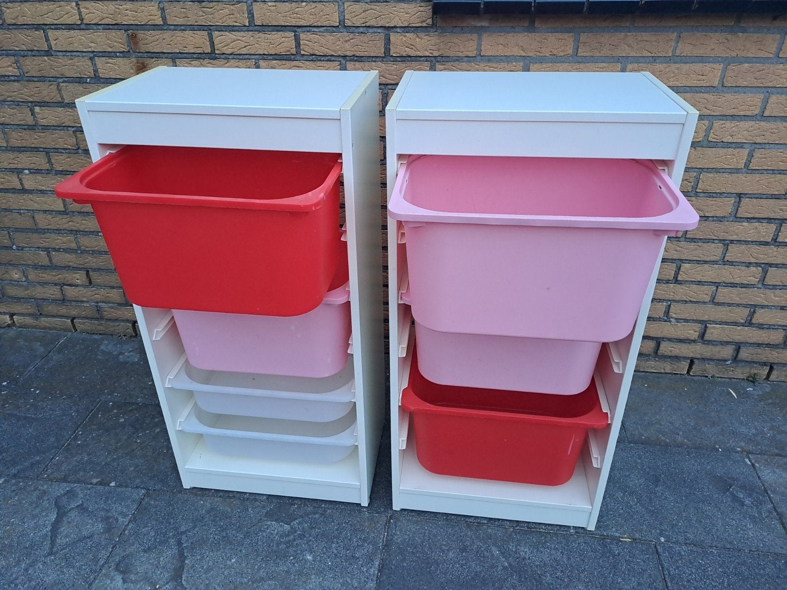 Foto 4 van 2x IKEA Trofast opbergkast met bakken