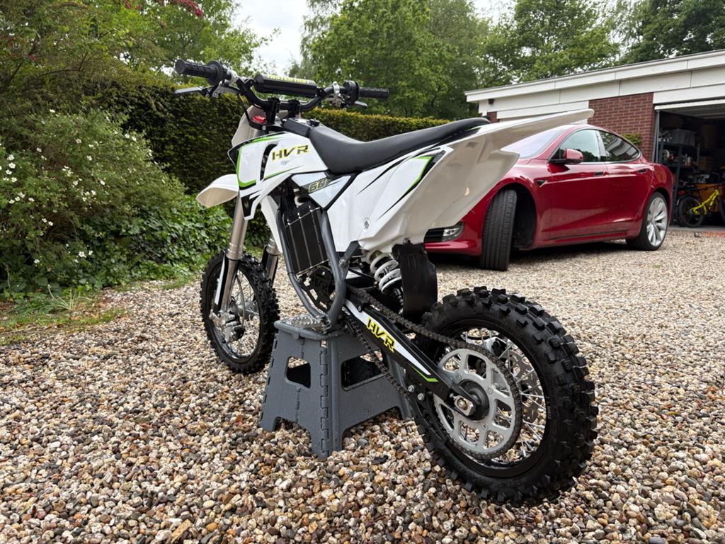 HVR 60 - Elektrische Crossmotor (2025), Ophalen, 65 cc, Zo goed als nieuw, Schijfrem