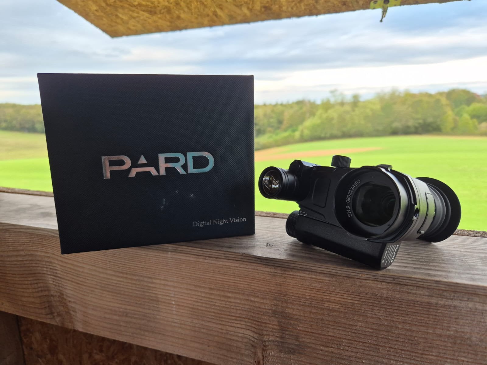 PARD NV007S VOORZET NACHTKIJKER / HANDKIJKER, Gebruikt, Ophalen of Verzenden, Geheugenkaart, Overige Merken