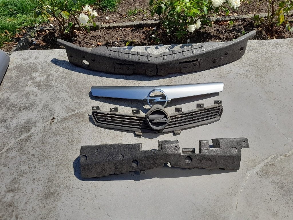 grill opel tigra 2006, Ophalen, Achter, Opel, Bumper