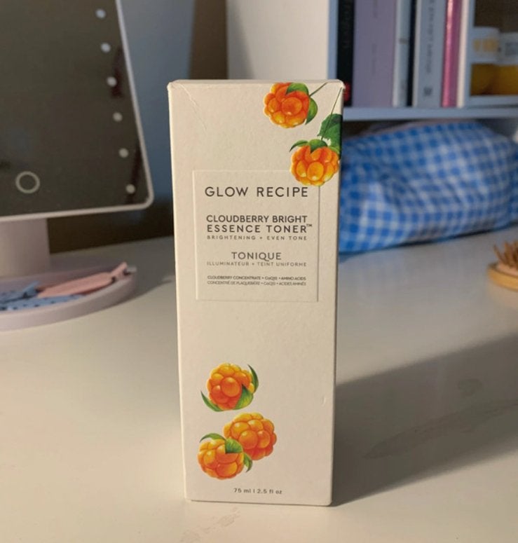 Glow Recipe cloudberry bright essence toner, Verzenden, Nieuw, Gehele gezicht, Verzorging