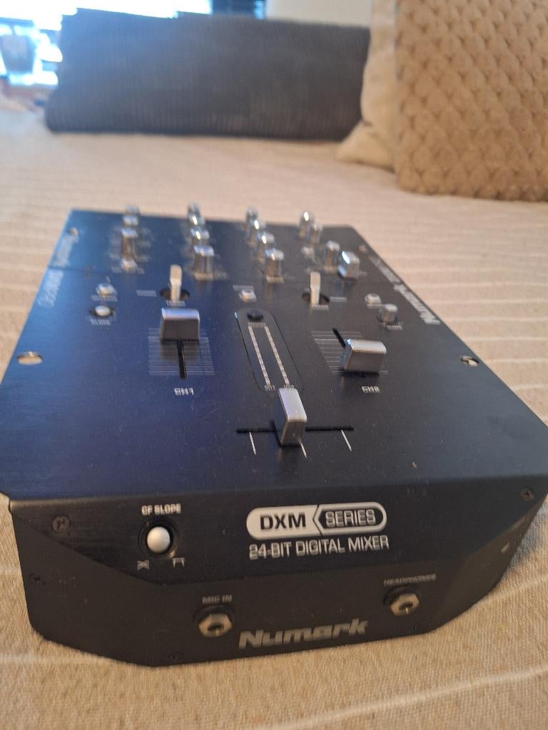 Nunark dmx pro, Muziek en Instrumenten, Licht en Laser, Ophalen of Verzenden, Zo goed als nieuw, Overige typen, Geluidgestuurd