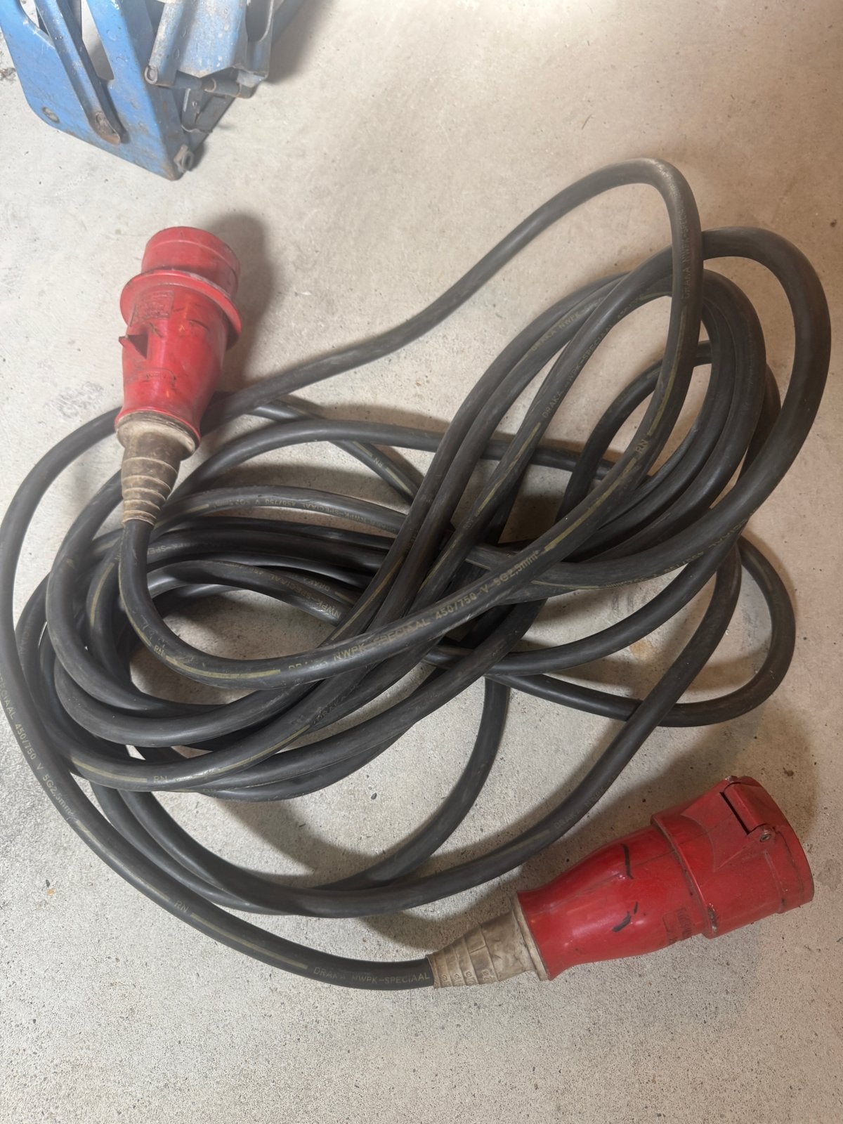 380V Stroomkabel 10 meter met CEE stekkers, Doe-het-zelf en Verbouw, Ophalen of Verzenden, Gebruikt, Overige merken, Kabel of Snoer