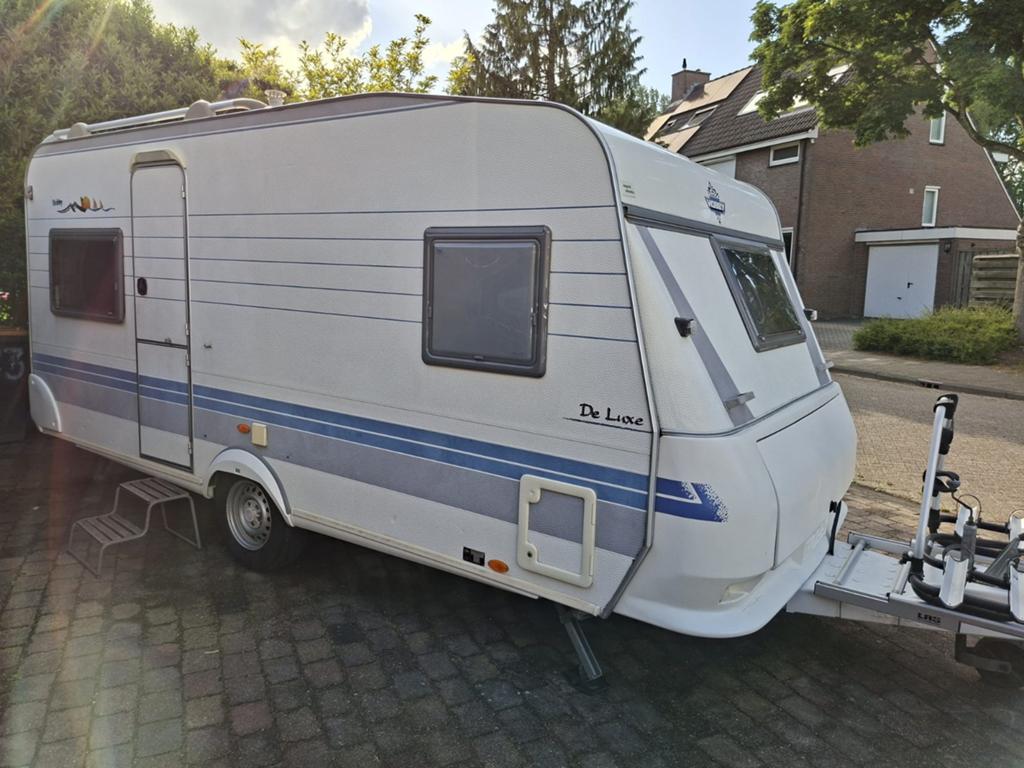 Hobby De Luxe 2001 met voortent en luifel, Rondzit, Hobby, Particulier, Luifel