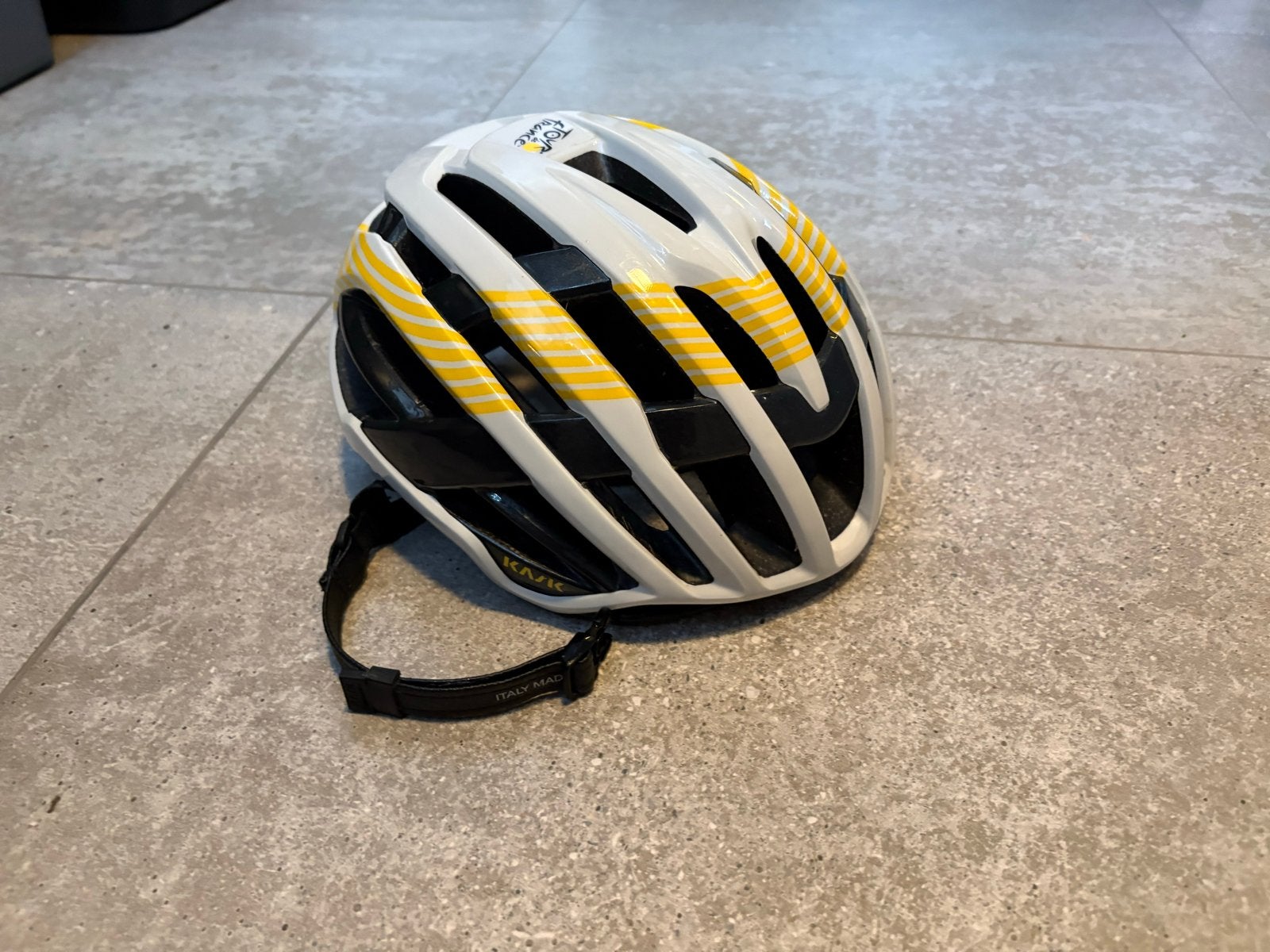 Kask Valegro helm maat M - nog in goede staat, Ophalen of Verzenden, Gebruikt, Helm