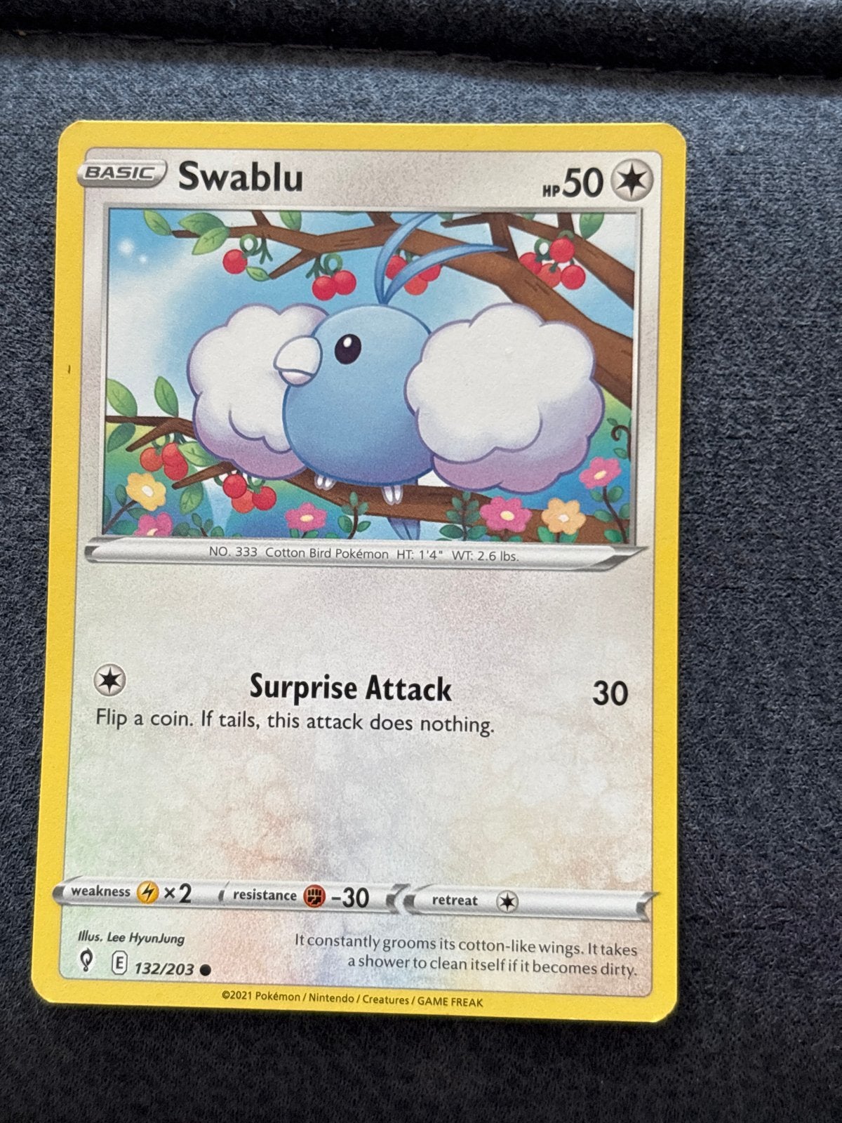 Pokémon Kaart Swablu 132/203 Basic HP50, Ophalen, Zo goed als nieuw, Losse kaart