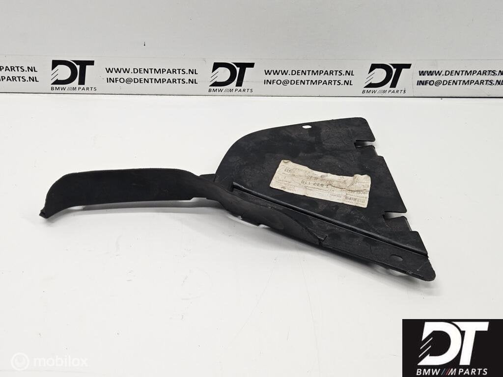 Bodemplaat rechtsvoor BMW E36 51711977118, Gebruikt, Ophalen of Verzenden