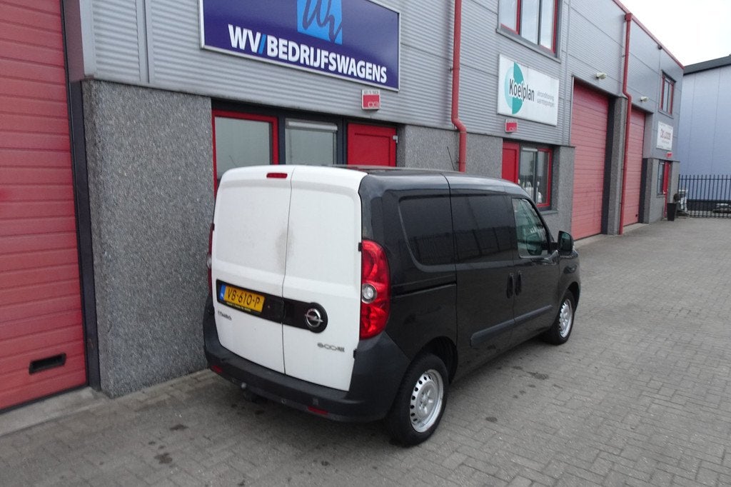 Opel Combo 1.3 CDTi L1H1 ecoFLEX airco export / handel, Euro 5, Stof, Gebruikt, Zwart