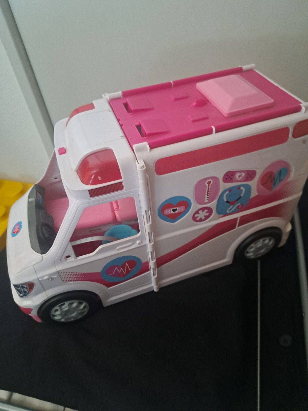 Barbie Ambulance Speelset - Ziekenhuis en Ambulance, Ophalen, Gebruikt, Meisje