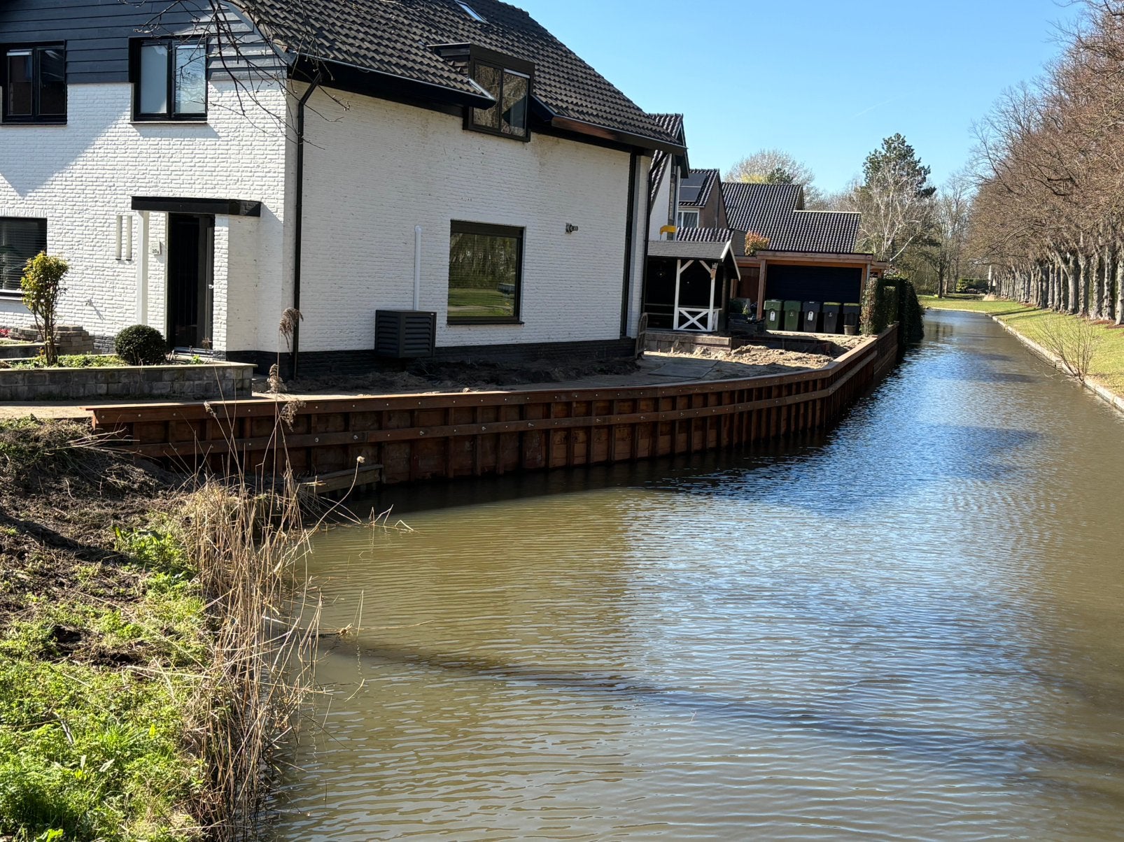 Aanleg Beschoeiing en damwand