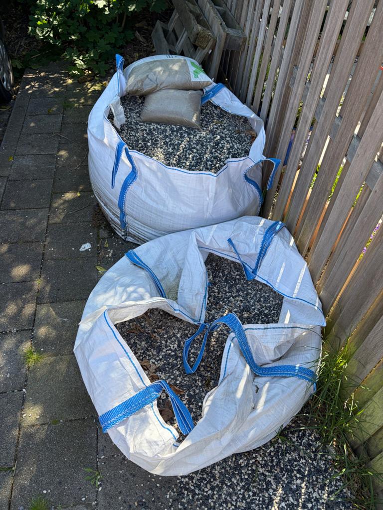 Gratis rivierstenen (grind) voor tuin. Hilversum ophalen, Tuin en Terras, Ophalen, Overige materialen, Nieuw, Grind