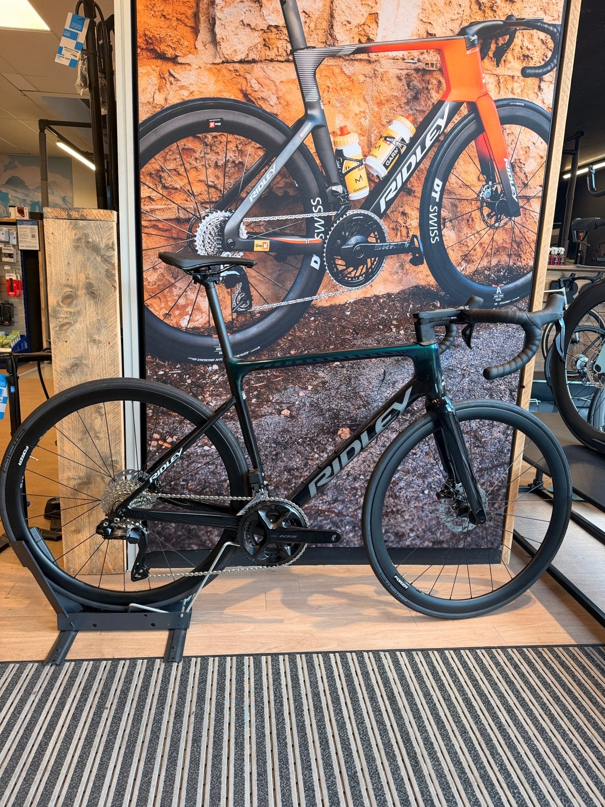 Nieuwe Ridley Falcn met Shimano 105 Di2 en Forza carbon wiel, 28 inch, Carbon, Nieuw, Meer dan 20 versnellingen