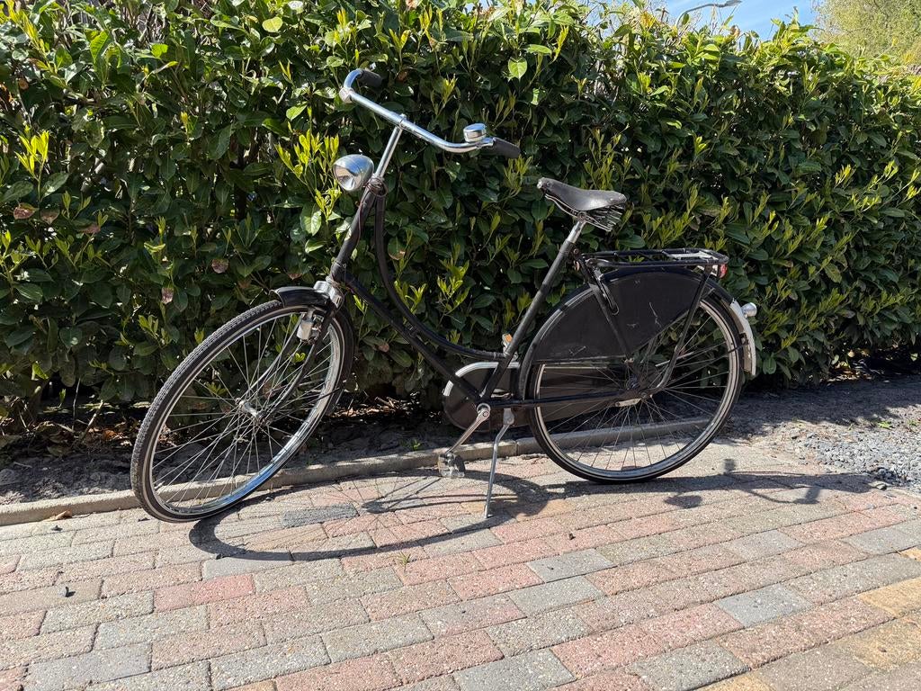 Prachtige Omafiets Locomotief origineel oude fiets, Fietsen en Brommers, 56 cm of meer, Ophalen, Gebruikt, Terugtraprem