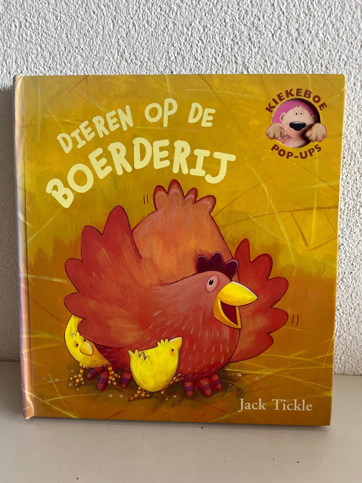 Kiekeboe Pop-up boek: Dieren op de Boerderij - Jack Tickle, Boeken, Ophalen of Verzenden, Zo goed als nieuw, Uitklap-, Voel- of Ontdekboek