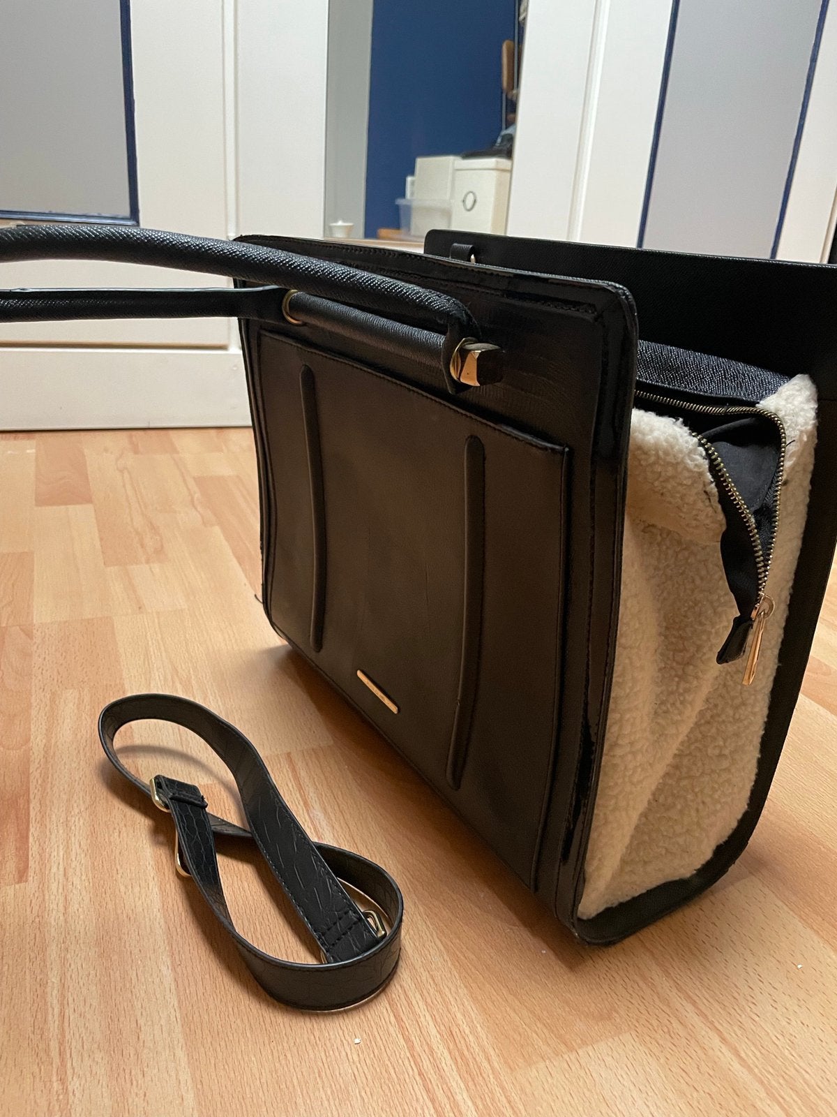 Zwarte handtas, Sieraden, Tassen en Uiterlijk, Ophalen of Verzenden, Zo goed als nieuw, Zwart, Handtas