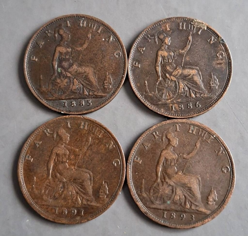 Engeland 4 x Farthing Queen Victoria 1885-1893, Postzegels en Munten, Munten | Europa | Niet-Euromunten, Ophalen of Verzenden