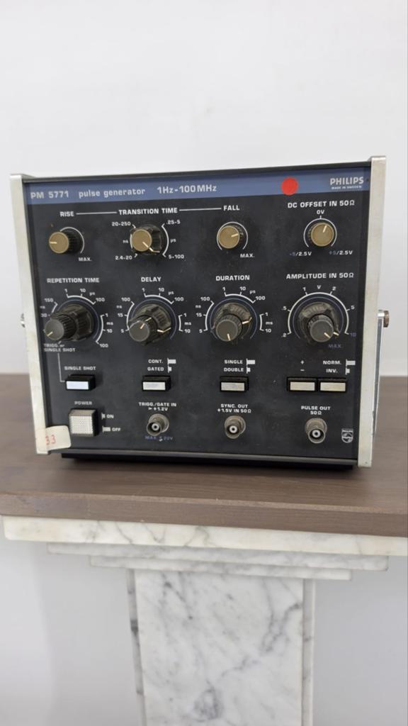 Philips PM 5771 Pulsgenerator 1Hz-100MHz, Ophalen of Verzenden, Phillips, Nvt, Nvt