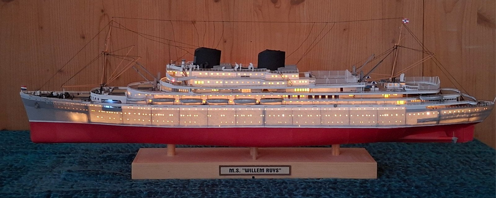 model van M.S. Willem Ruys., Ophalen, 1:200 of kleiner, Overige merken