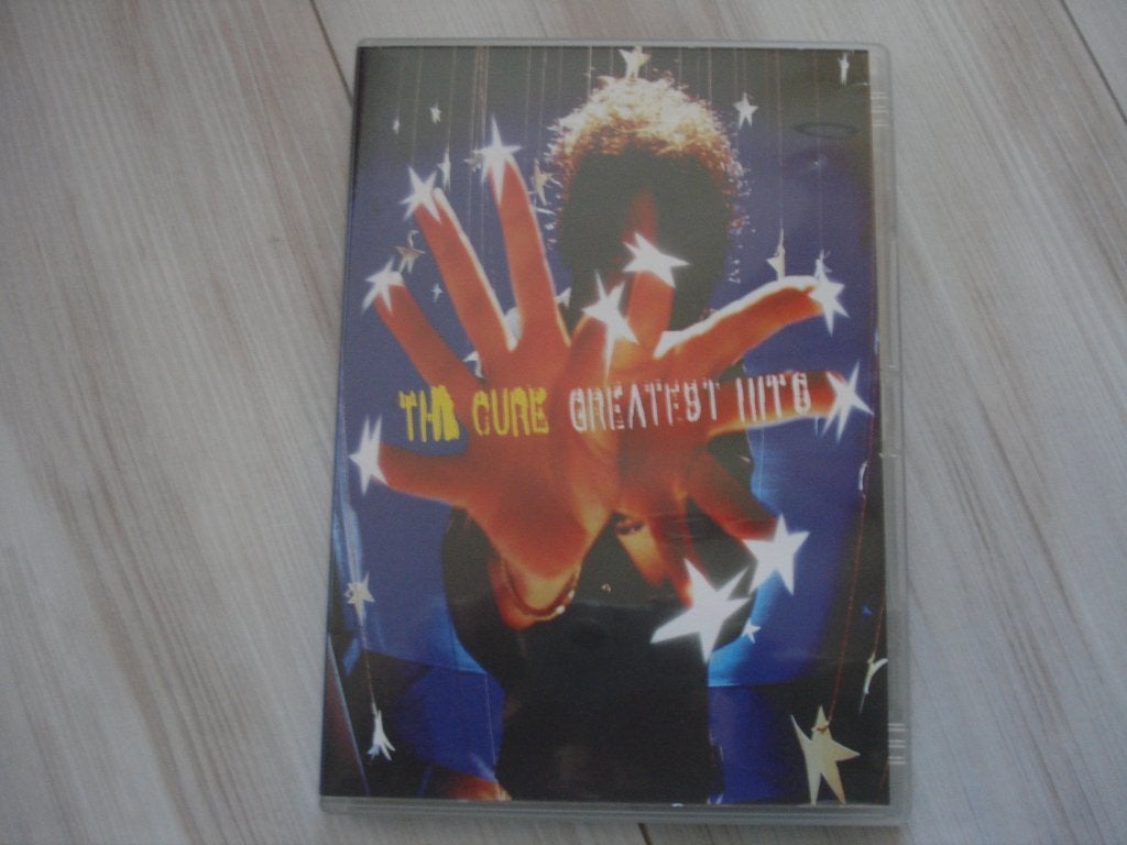 THE CURE - GREATEST HITS, Alle leeftijden, Ophalen of Verzenden, Zo goed als nieuw, Extra's