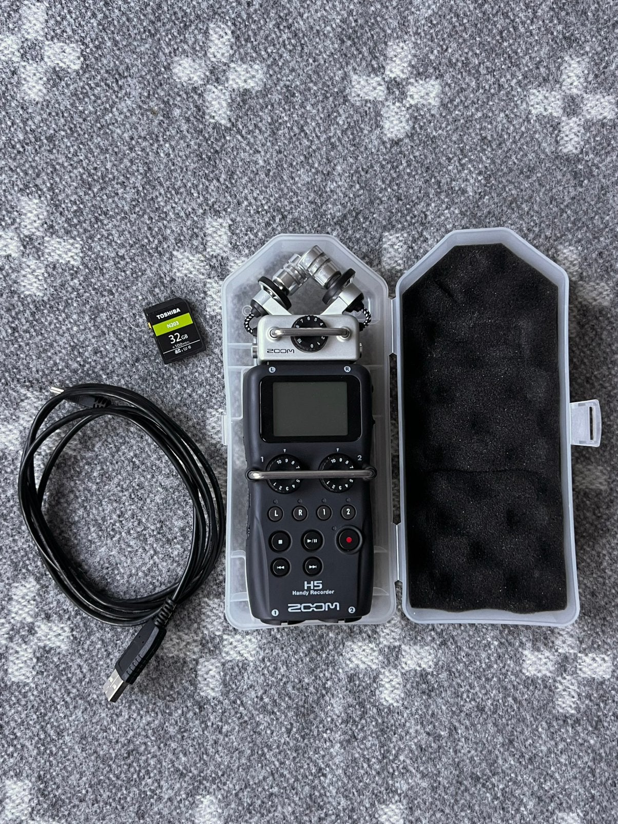 Zoom H5 Recorder + Toshiba SD-Kaart 32GB en kabel, Ophalen, Zo goed als nieuw, Audio