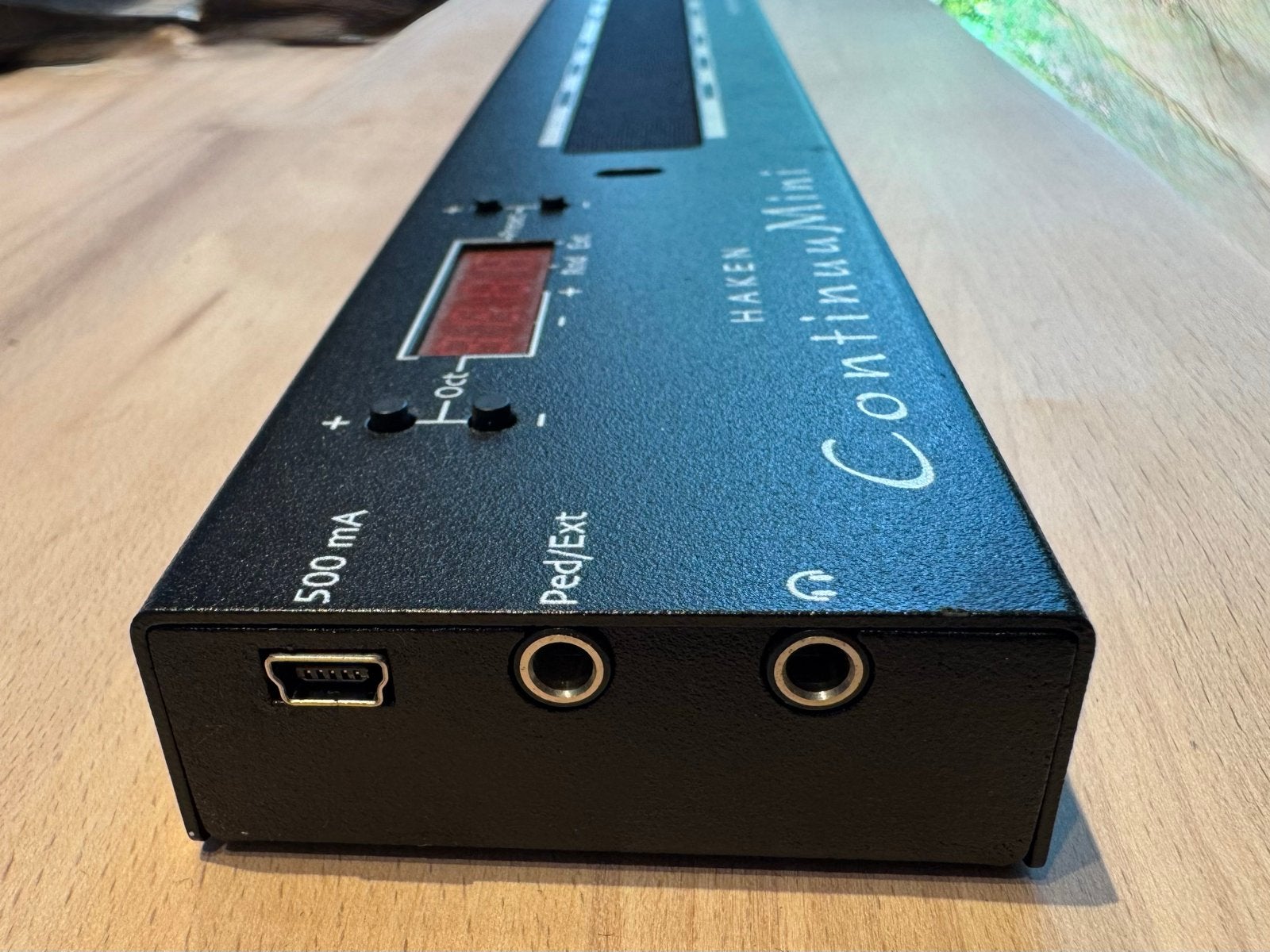 Haken Continuum Mini - Zwarte Uitvoering, Overige aantallen, Zo goed als nieuw, Met midi-aansluiting, Ophalen