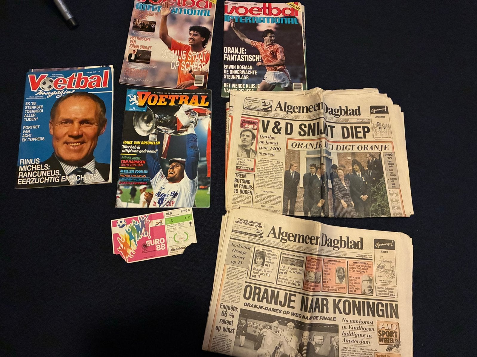 El 1988 kranten tijdschriften verzameling, Ophalen of Verzenden, Tijdschrift