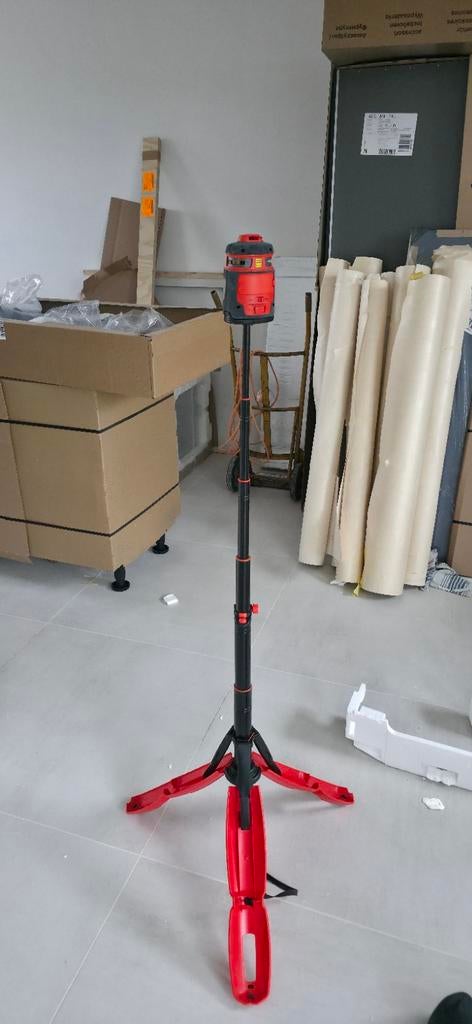 Black & Decker 360 laser met statief zelf nivellerend, Ophalen of Verzenden, Gebruikt