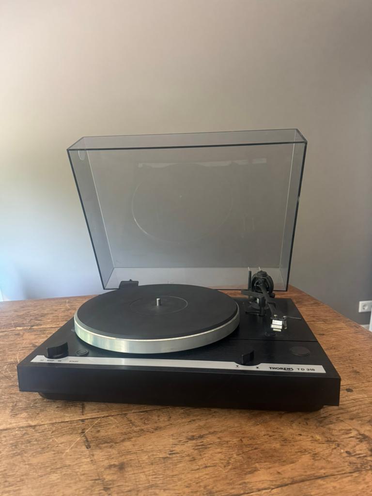 Thorens TD-318 / Shure V95 / topspeler, Ophalen of Verzenden, Zo goed als nieuw, Thorens