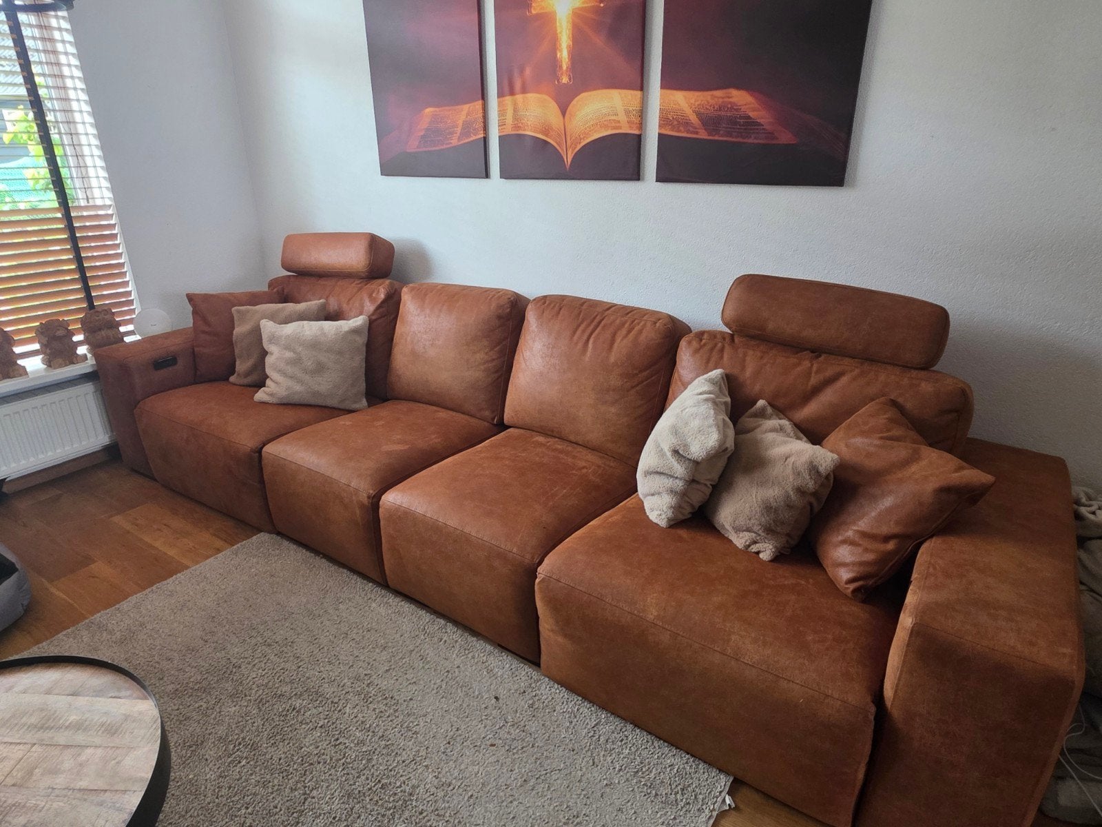 Luxe bank met relaxfunctie, hoofdsteunen en USB-poorten, Ophalen, 100 tot 125 cm, 300 cm of meer, Zo goed als nieuw
