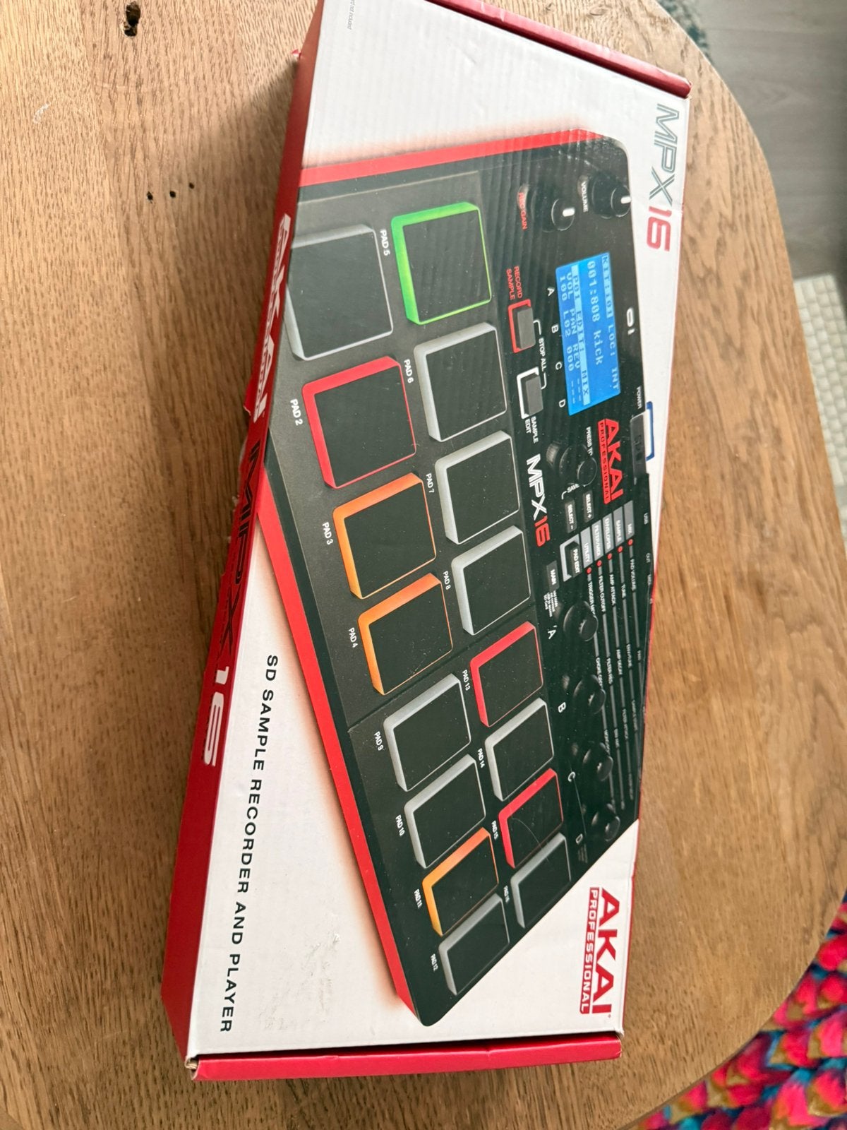 Akai Professional MPX16 Sample Pad  – Compleet in doos, Muziek en Instrumenten, Samplers, Ophalen of Verzenden, Nieuw