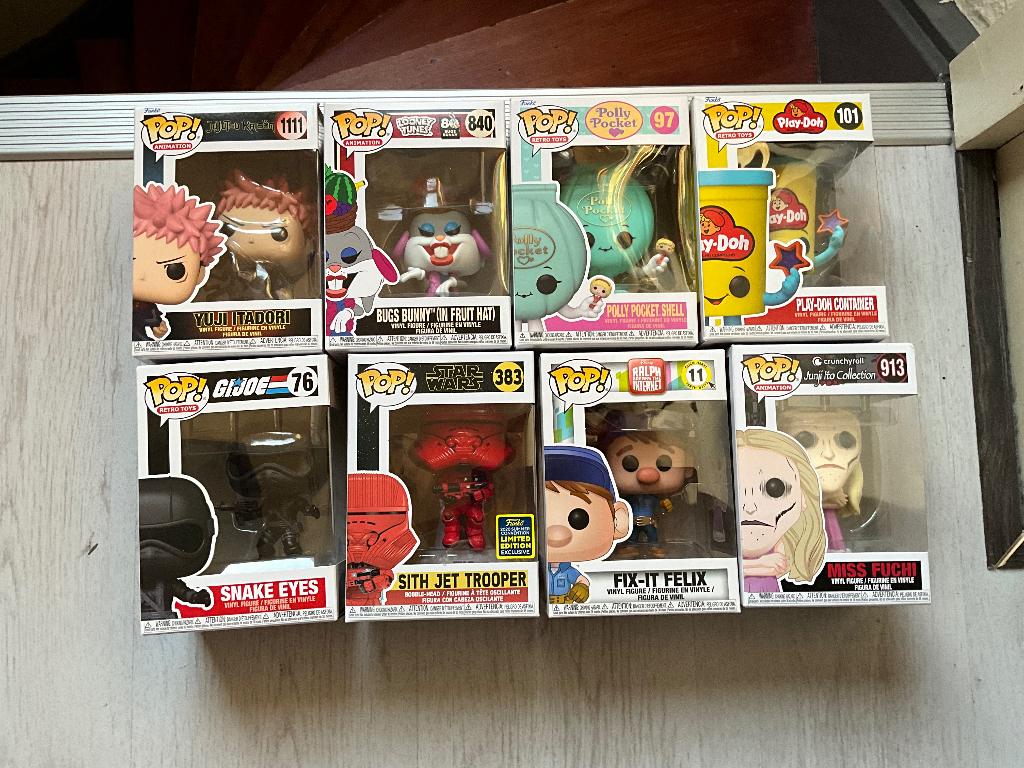 8 gave verschillende funko. opruiming gemixt zie foto, Pop, Beeldje of Miniatuur, Ophalen of Verzenden, 8 gave verschillende funko. opruiming gemixt zie foto