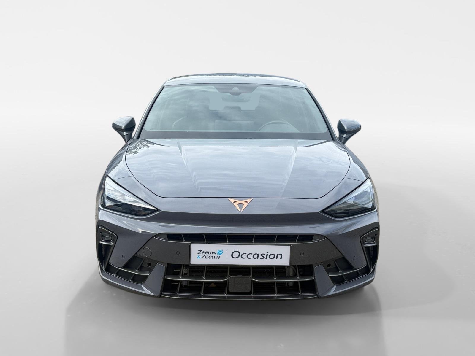 CUPRA Leon 1.5 TSI e-Hybrid PHEV Bussines | 99% SOH| Led Kop, 12 maanden, Stof, 4 cilinders, 26 kWh