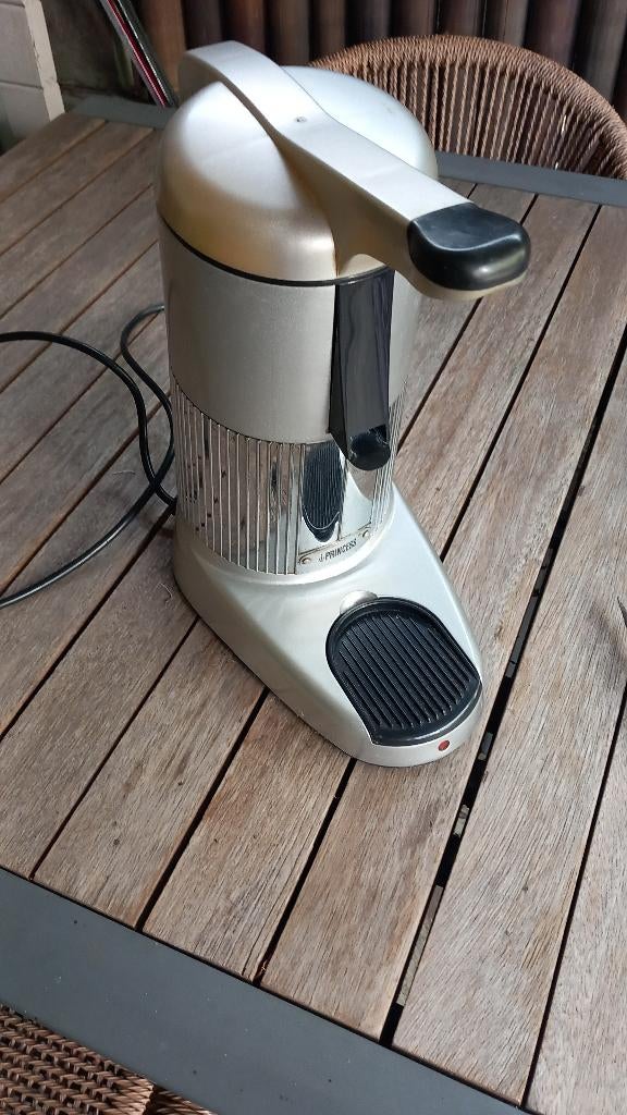 Te koop sinaasappelpers ( defect), Ophalen of Verzenden, Gebruikt