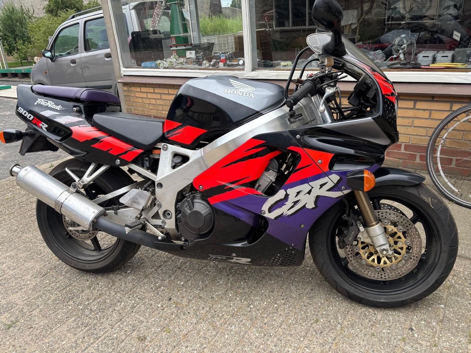 Honda Fireblade 900 rr special edition dark purple, 893 cc, 4 cilinders, Motorrijbewijs A, Gebruikt