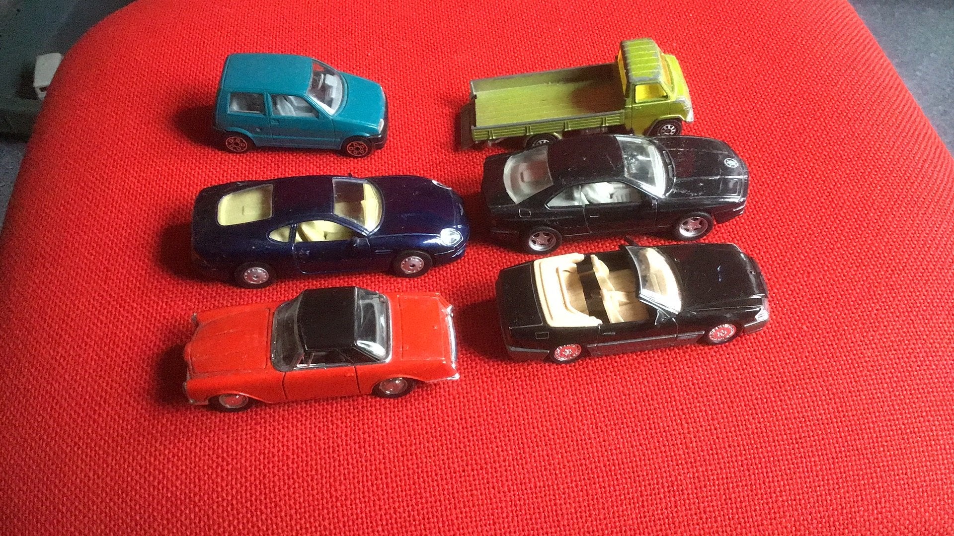 RESTANT PARTIJ SOLIDO MODELLEN LOT 6x SINTERKLAAS PRIJS 15 E, Ophalen of Verzenden, Auto, Solido