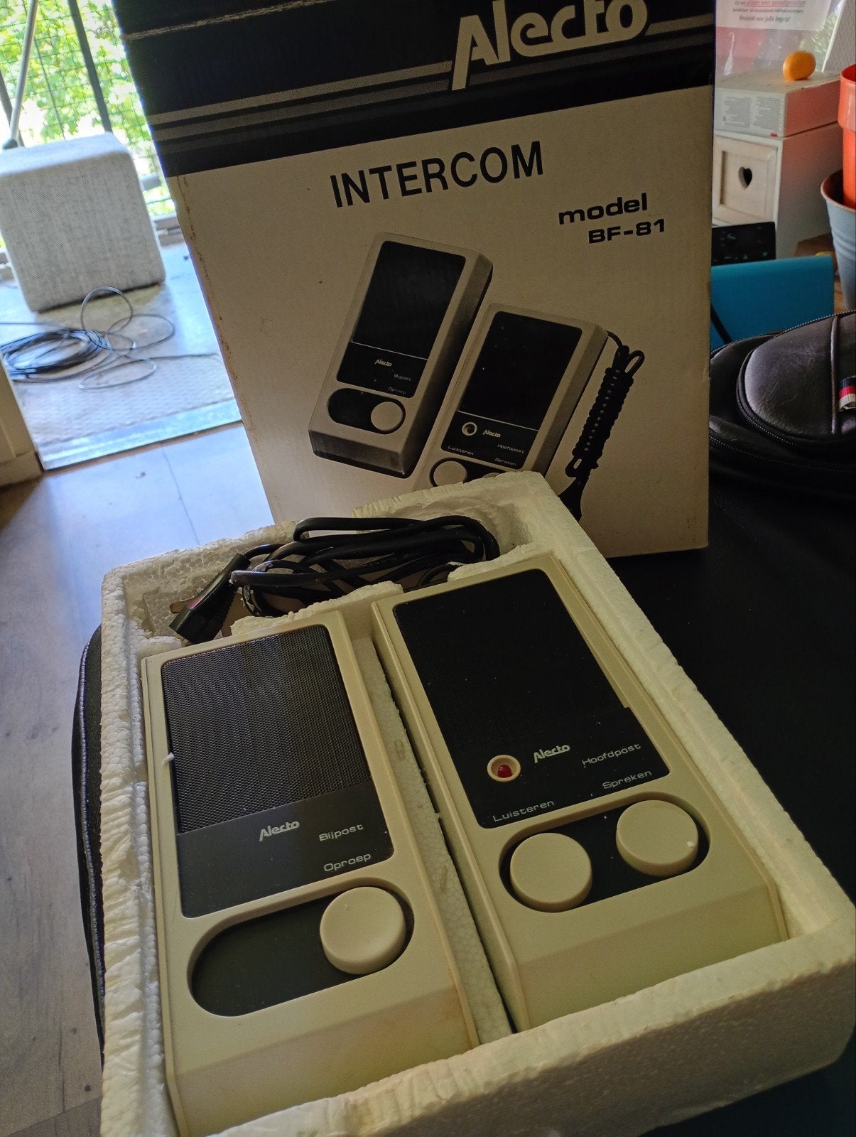 Alecto Intercom BF-81 - Vintage Deurintercom Systeem, Ophalen of Verzenden