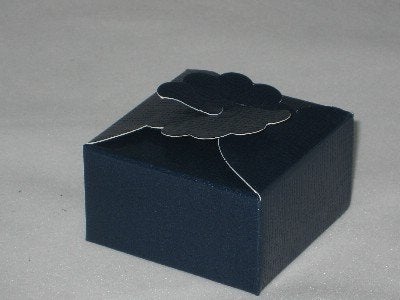 uitdeel bedankjes vierkantdoosjes blauw strik 76 stuks samen, Ophalen of Verzenden, Nieuw, Versiering