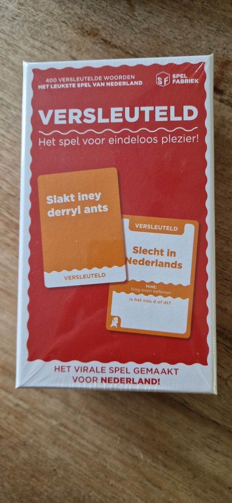 VERSLEUTELD: Het spel voor eindeloos plezier!, Hobby en Vrije tijd, Een of twee spelers, Ophalen of Verzenden, Nieuw