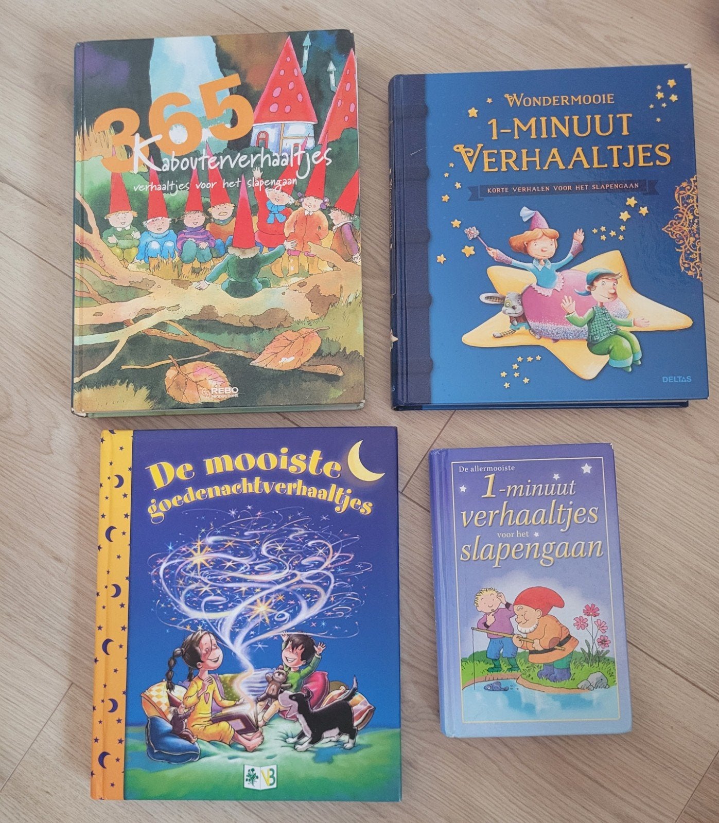 4 voorleesboeken: Goedenachtverhaaltjes, Kabouterverhaaltjes, Boeken, Ophalen, Gelezen, 2 tot 3 jaar
