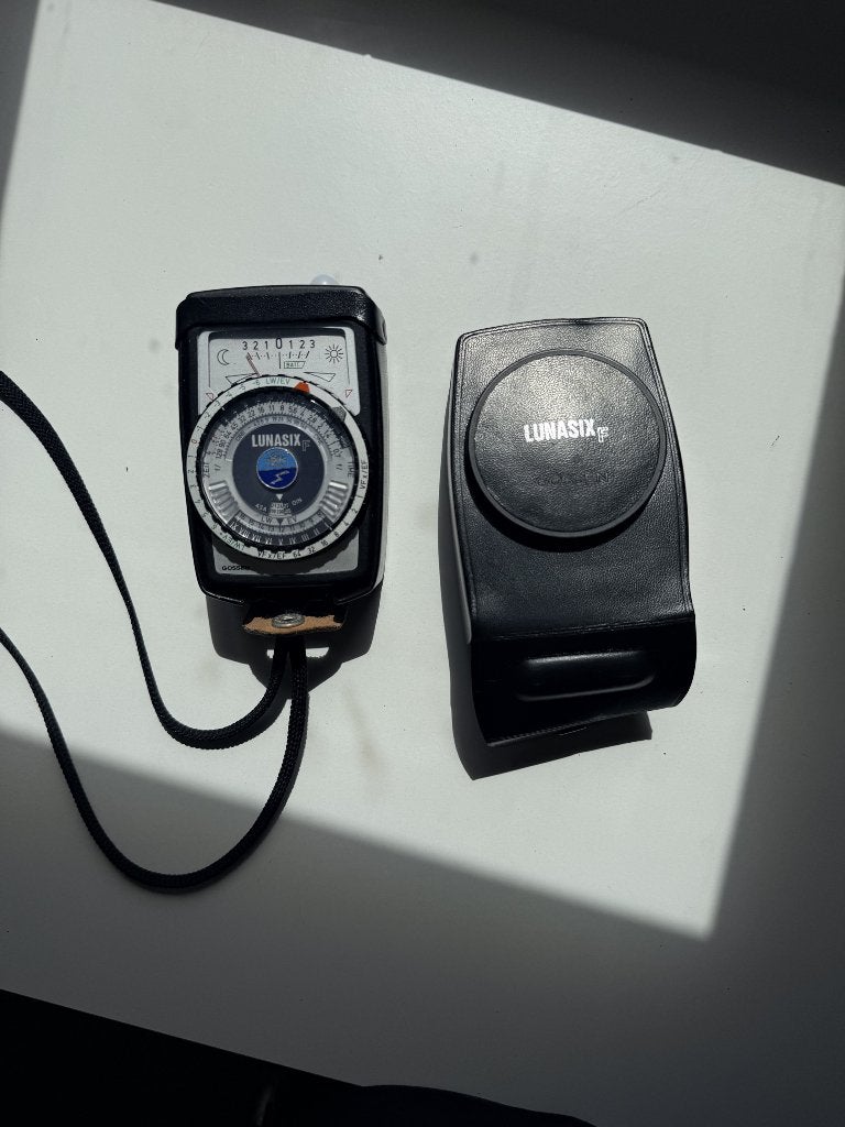 Gossen Lunasix F lichtmeter, bijbehorende hoes., Ophalen of Verzenden, Zo goed als nieuw, Overige typen