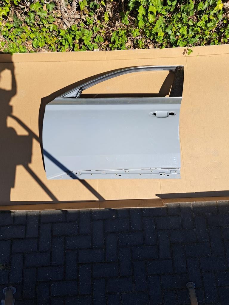 Skoda Superb 2023 Linker Voorportier - Schade, Auto-onderdelen, Ophalen, Gebruikt, Deur, Voor