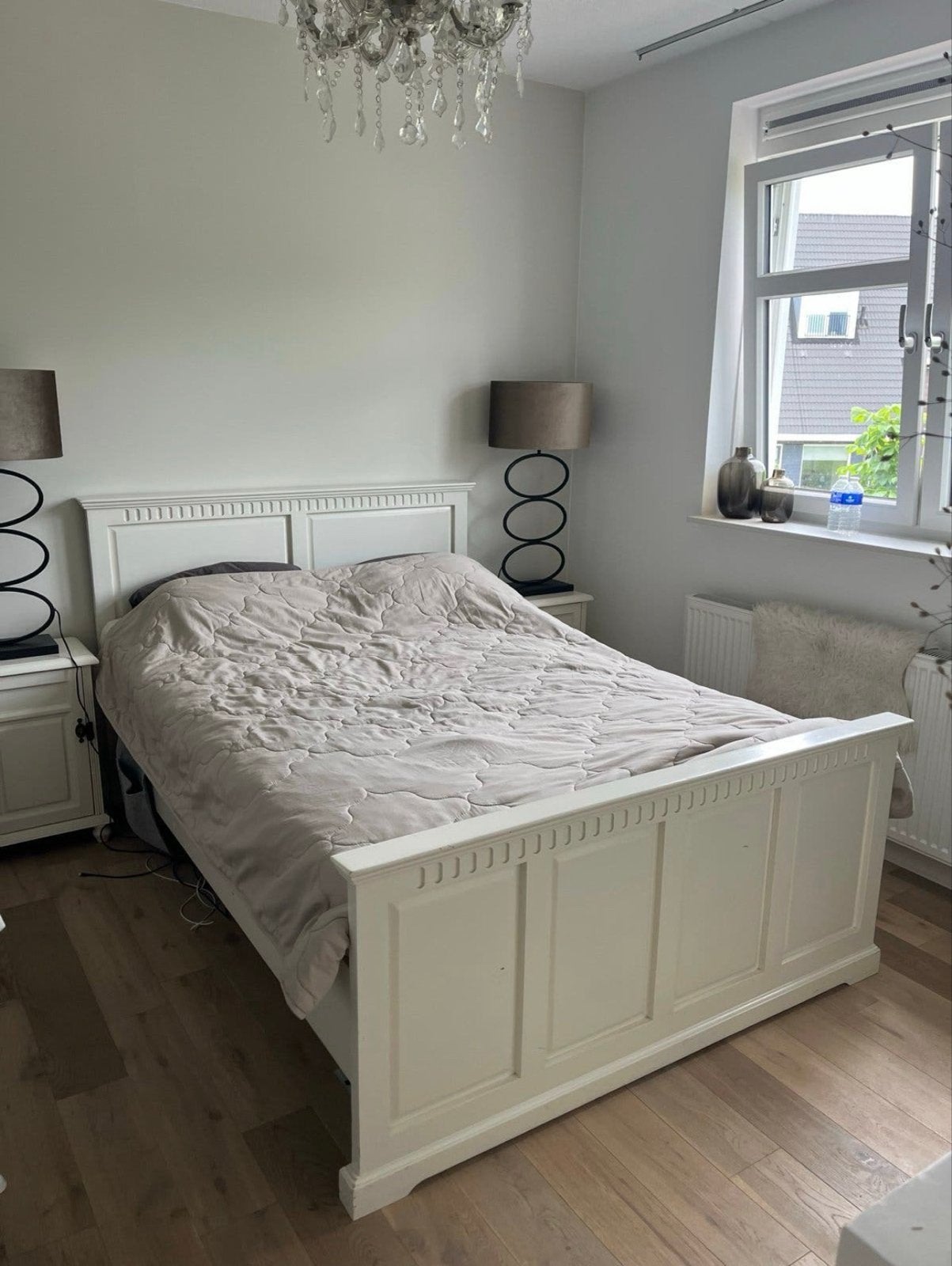 Tweepersoonsbed 140x200 met elektrische lattenbodems, Ophalen, Wit, Tweepersoons, 140 cm