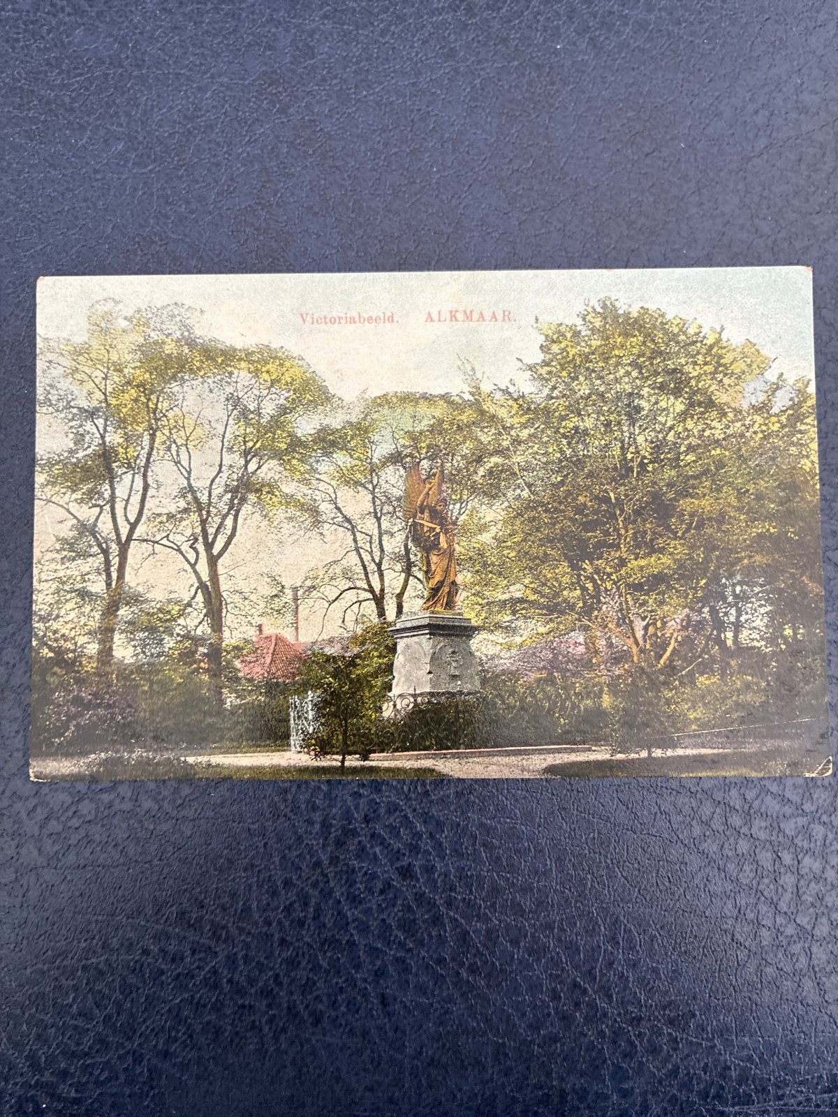 Oude briefkaart Victoria beeld Alkmaar 1915, Ophalen of Verzenden, Voor 1920, Gelopen