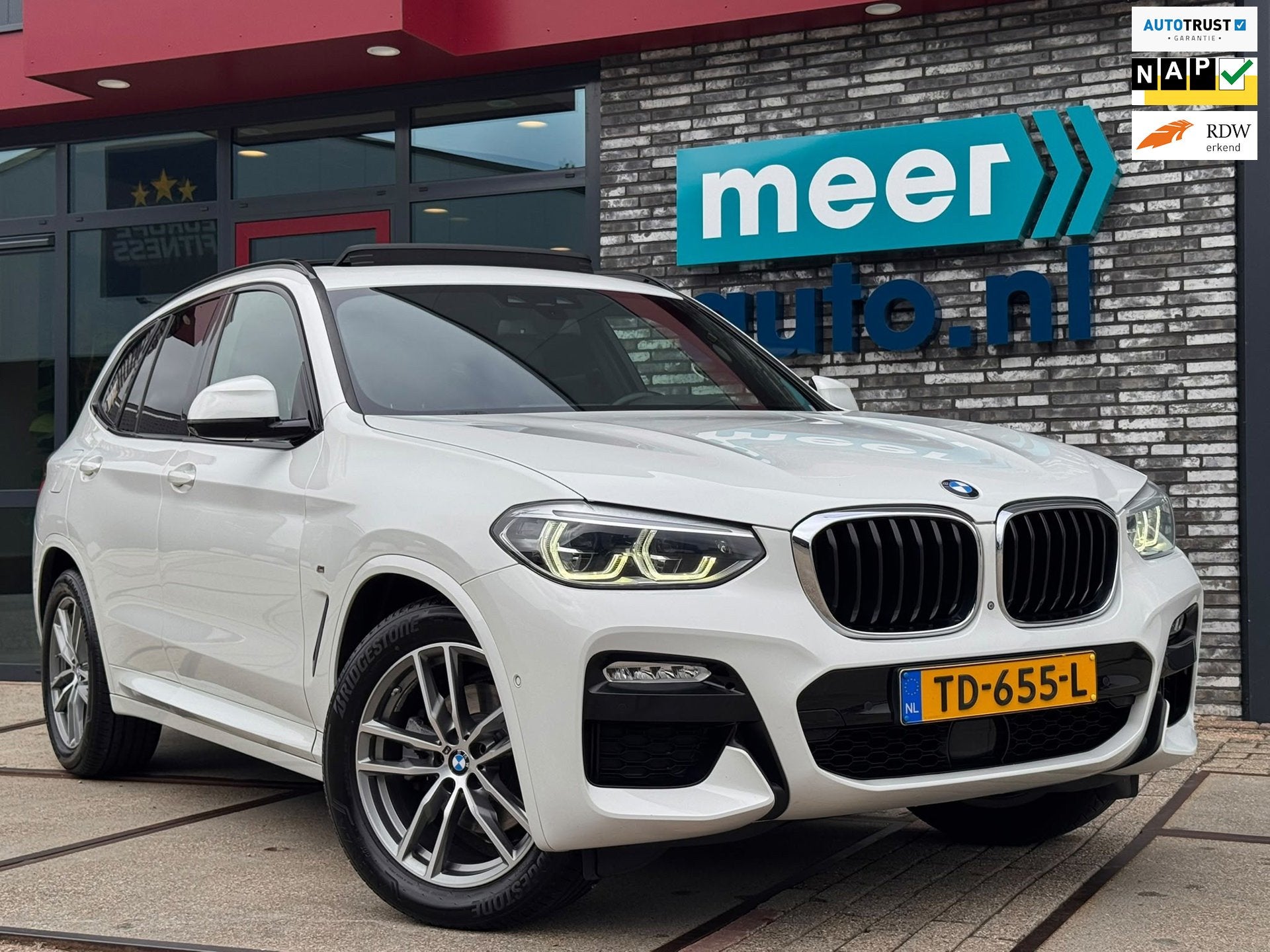 BMW X3 XDrive20i High Executive M-Sport PANO l HUD l 360 l A, Auto's, Automaat, 1998 cc, Gebruikt, 4 cilinders