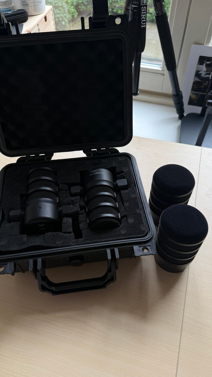 Rode Podmic USB (2 stuks) met plopkap en opbergdoos, Ophalen of Verzenden, Zo goed als nieuw, Studiomicrofoon