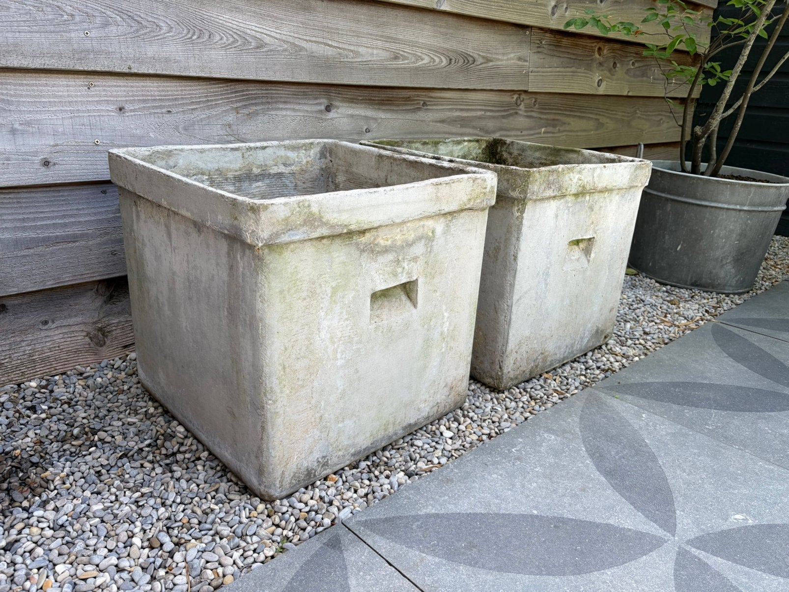 2 Eternit vezelcement bakken 40x40x40 cm, Tuin en Terras, Bloembakken en Plantenbakken, Ophalen, Overige materialen, Gebruikt