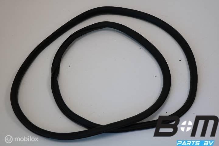 Portierrubber carrosseriezijde LV of RV VW Passat B7, Gebruikt