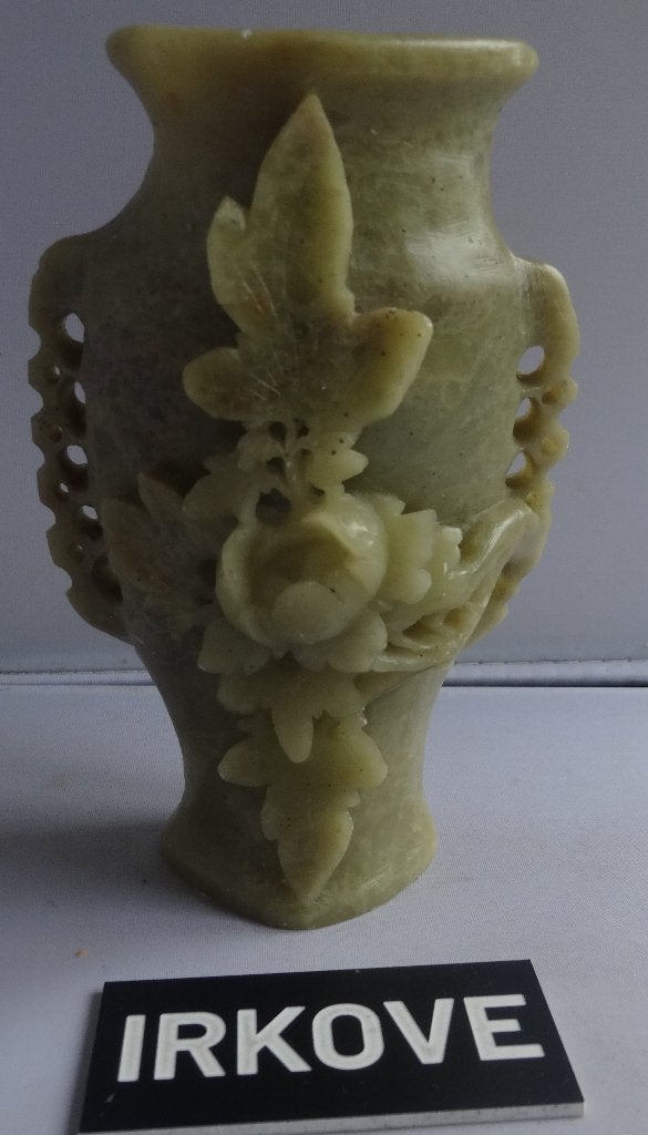 SPEKSTEEN VAASJE CHINEES * Prachtig ! *, Natuurlijk materiaal, Verzenden, Vaas, Gesneden