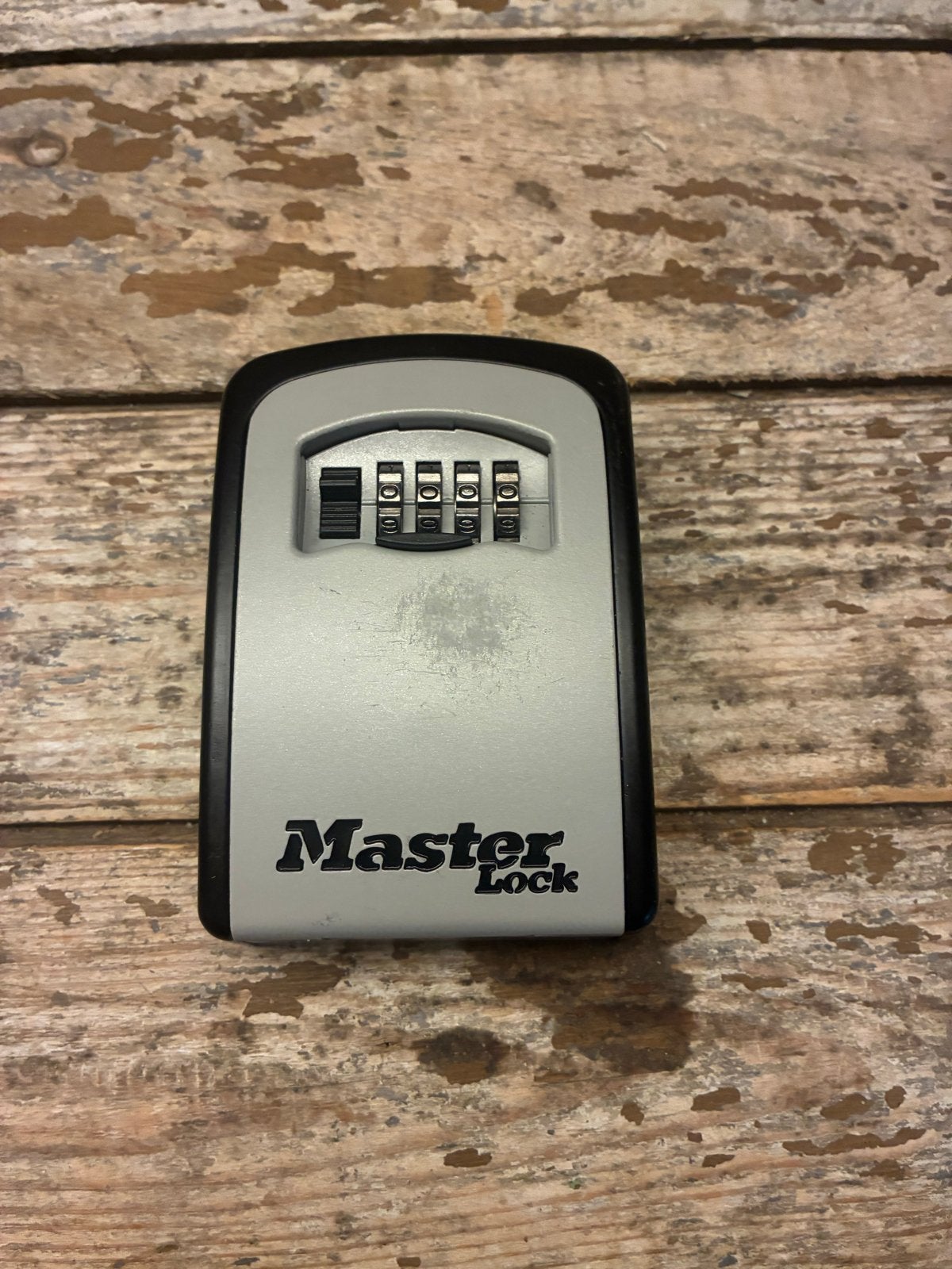 Master Lock Sleutelkluisje met Cijferslot, Ophalen of Verzenden, Zo goed als nieuw, Overige materialen, Slot
