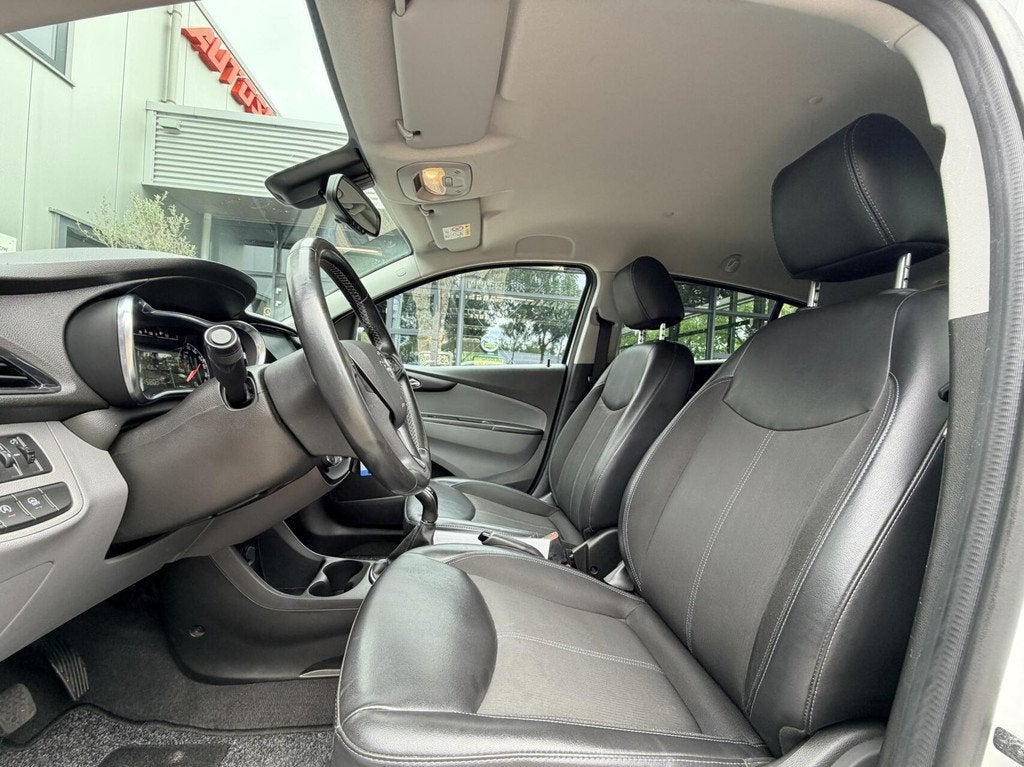 Opel KARL 1.0 ecoFLEX Innovation | Airco | Cruise Control |, Auto's, Opel, Voorwielaandrijving, 839 kg, Gebruikt, Wit
